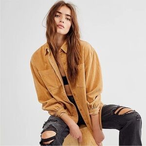 Levi’s Corduroy Remi Utility Button Down Oversized Jacket Shirt Iced Coffee